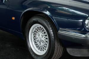 Image 27/50 of Jaguar XJS 5.3 V12 (1993)