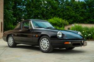 Bild 2/50 von Alfa Romeo 2.0 Spider (1991)