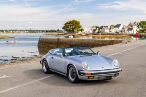 Image 21/132 of Porsche 911 Speedster 3.2 (1989)