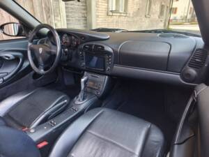 Bild 16/26 von Porsche 911 Carrera (2000)