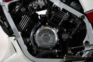 Immagine 15/50 di Honda VF 750 (1983)