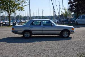 Image 5/25 of Mercedes-Benz 280 SE (1979)