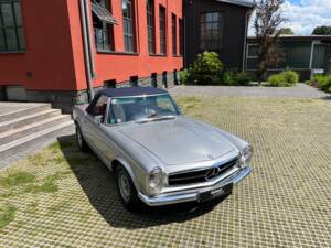 Bild 5/29 von Mercedes-Benz 230 SL (1966)