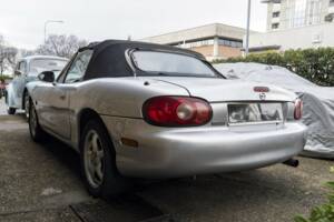 Imagen 5/22 de Mazda MX-5 1.6 (2001)