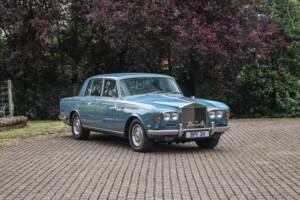 Image 2/35 of Rolls-Royce Silver Shadow I (1970)