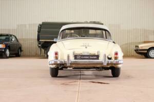 Image 9/83 de Mercedes-Benz 190 SL (1959)