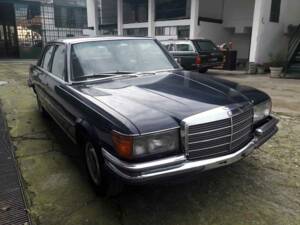 Image 6/25 de Mercedes-Benz 280 SE (1979)