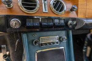 Imagen 13/47 de Ferrari 330 GT 2+2 (1964)