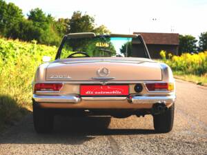 Afbeelding 30/30 van Mercedes-Benz 230 SL (1966)