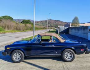 Image 13/42 of FIAT 124 Spider CS1 (1975)