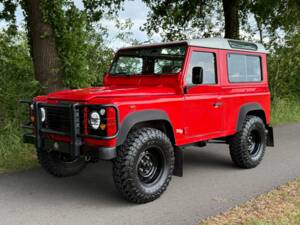 Bild 1/11 von Land Rover Defender 90 Td5 (2001)