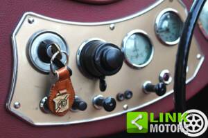Image 9/10 of MG TD Midget (1952)