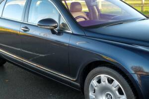 Image 20/50 of Bentley Continental Flying Spur (2006)