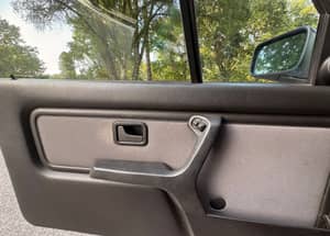 Immagine 47/75 di BMW 320i (1988)