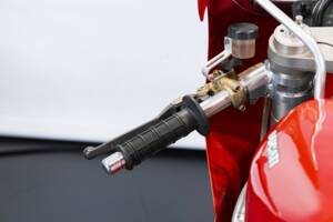 Imagen 29/50 de Ducati DUMMY (1999)