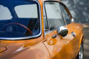 Image 13/38 of Alfa Romeo Giulia GT 1300 Junior (1968)