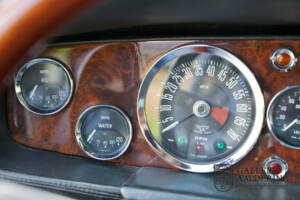 Afbeelding 32/50 van Aston Martin DBS V8 (1973)