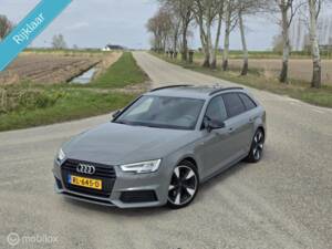 Image 2/38 of Audi A4 Avant 1.4 TFSI (2018)