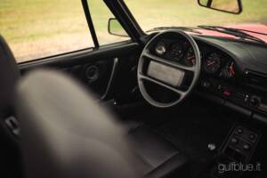 Image 24/72 of Porsche 911 Turbo 3.3 (1989)