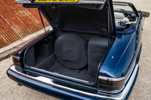 Image 31/38 de Jaguar XJS 4.0 (1995)