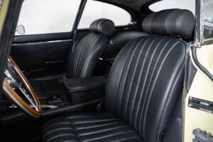 Imagen 21/40 de Jaguar E-Type (2+2) (1970)