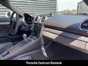 Bild 28/29 von Porsche 718 Cayman GT4 (2019)