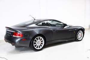 Imagen 4/31 de Aston Martin V12 Vanquish S (2006)