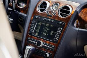 Image 50/75 of Bentley Continental GT (2004)