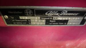 Bild 13/36 von Alfa Romeo 2000 GT Veloce (1975)