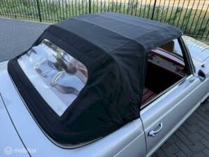 Image 16/27 of Mercedes-Benz 230 SL (1967)