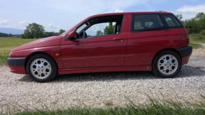 Bild 6/8 von Alfa Romeo 145 1.4 T. Spark (1997)