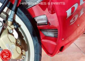 Image 38/57 of Ducati 916 (1997)