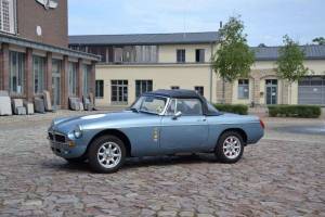 Immagine 4/19 di MG MGB (1992)