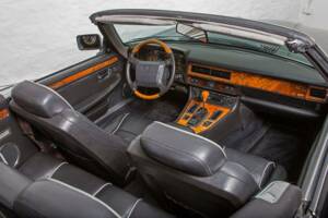 Imagen 20/22 de Jaguar XJS 4.0 (1996)