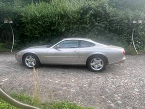 Afbeelding 5/8 van Jaguar XK8 4.0 (1998)