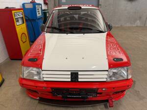 Image 4/18 of Peugeot 205 GTi 1.6 (1985)
