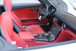 Image 65/75 of Mercedes-Benz SLS AMG Roadster (2012)