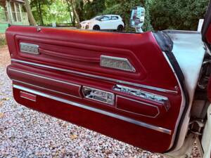 Bild 14/21 von Oldsmobile Toronado Brougham (1973)