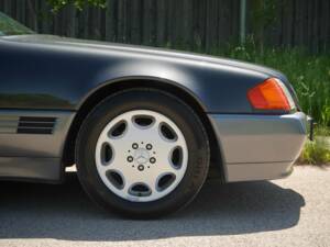 Image 35/39 de Mercedes-Benz 280 SL (1900)