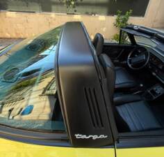 Bild 6/10 von Porsche 911 Carrera 3.2 (1987)