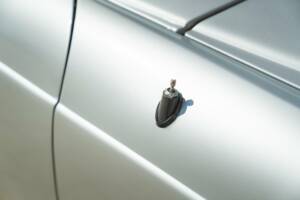 Image 34/50 de Jaguar XJ 6 4.2 (1970)