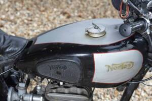 Bild 19/40 von Norton DUMMY (1949)