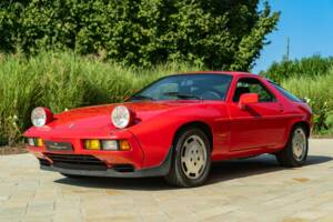 Image 11/50 of Porsche 928 S (1984)