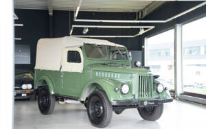 Image 19/89 of GAZ 69 (1963)