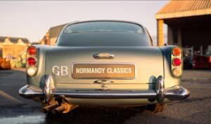 Image 13/24 of Aston Martin DB 4 (1962)