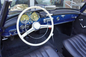 Imagen 3/50 de Mercedes-Benz 190 SL (1960)