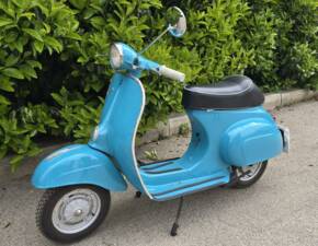 Image 2/21 of Piaggio Vespa 50 R (1971)