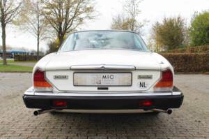 Bild 10/68 von Jaguar XJ 6 4.2 (1985)