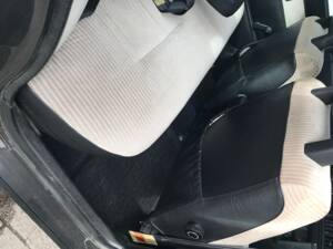 Image 21/29 of Volvo 240 Turbo (1983)