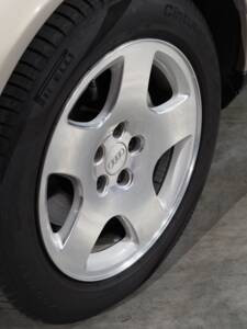 Bild 9/55 von Audi A8 3.7 quattro (2000)